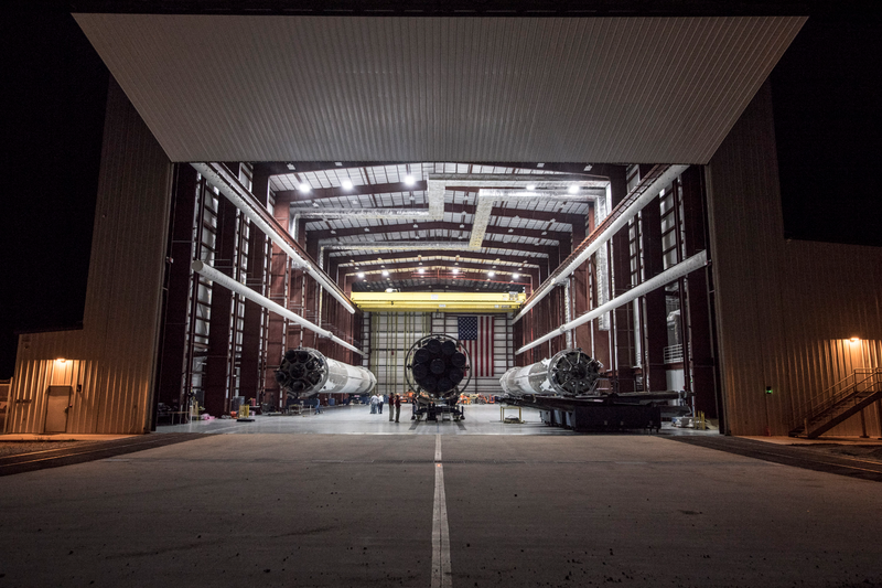 Illustration for article titled SpaceX Is Running Out of Room for Its Landed Rockets